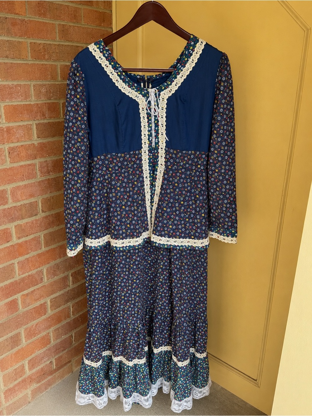 Vintage Handmade Prairie Maxi Dress Cottagecore Floral Lace Boho Folk Calico 70s - Picture 2 of 6
